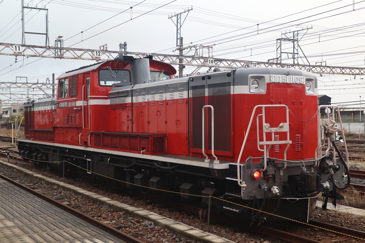 8320F+8718F甲種輸送到着 - 3