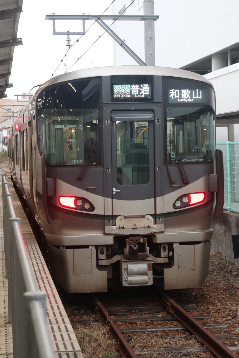 JR西日本 227系 クモハ227-1017