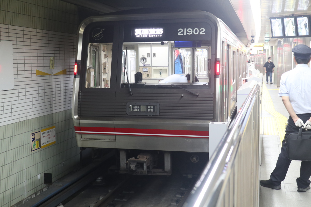 大阪メトロ 21系 21602F(21902)